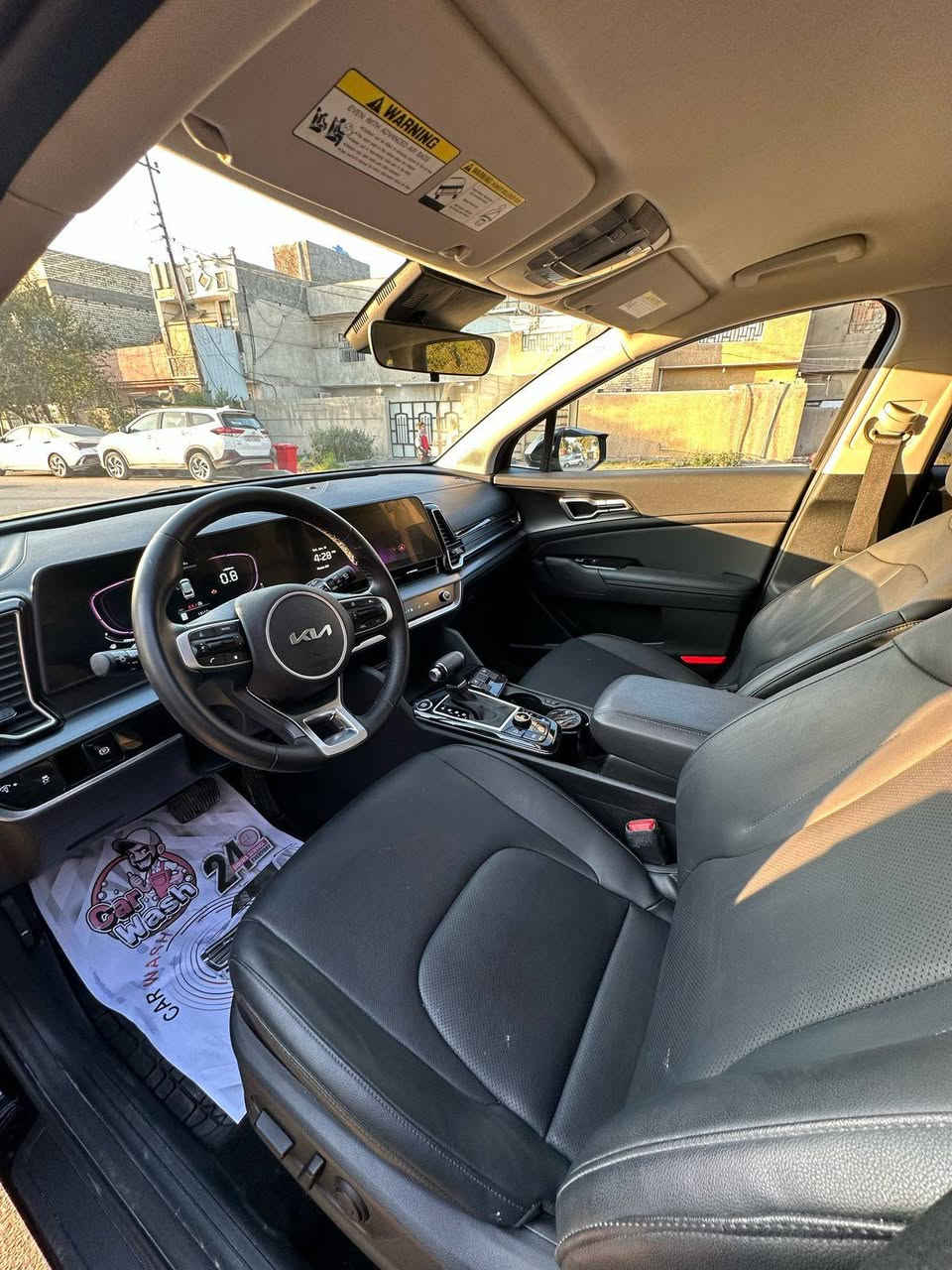 Kia Sportage 2023 . 
كيا سبورتج وارد امريكي . رقم بغداد دولي بأسمي . السياره جاهزه ونظيفه من كل النواحي . 
حجم المحرك 4 سلندر (2500)
ماشيه 26 الف ميل . 
.............................
↖️ المواصفات ↗️ ...
<<< بصمه تشغيل وابواب . كشنات جلد + كهرباء . تدفئه كشنات . شاشه ديجيتال . تحكمات . اشاير مري . رادارات . تحديد مسار . توقف ذاتي . مانع انزلاق . حساسات خلفيه . >>>
السياره مواصفات كامله عدا البنوراما .
................................
/// حادثها بسيط صبغ قليل بالبنيد فقط ///
السعر ... $ 200 $ ... وبيها مجال بسيط .
مكان السياره بغداد الدوره . 
للاستفسار (***********) بغداد, العراق
