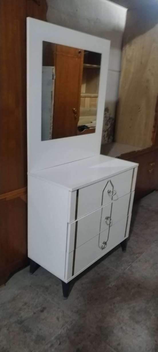 كنتور مع ميز تواليت تركي نضيفات لوووك جلولاء مدخل سيطرت المعسكر هاتف *********** وات ساب متواجد ملاحضه علما نشتري مستعمل ونراوس كل شيء خناقين, ديالى
