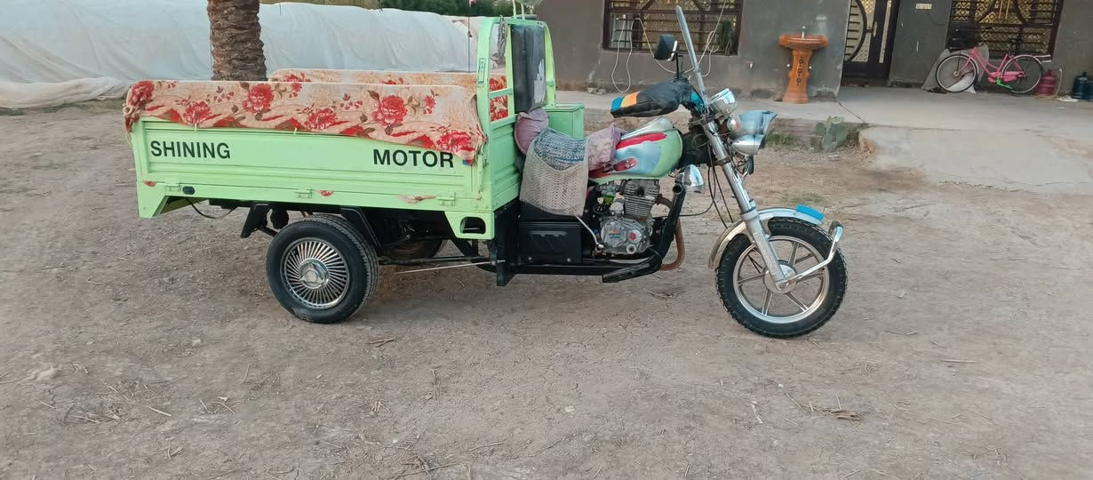 السلام عليكم ستوتة موديل 17للبيع محرك موديل 20  كهربائياتها كلها شغاله ستوته حلوه ونظيفه سعرها مليون و400  وبيها مجال رقم الهاتف *********** المكان مشروع المسيب
