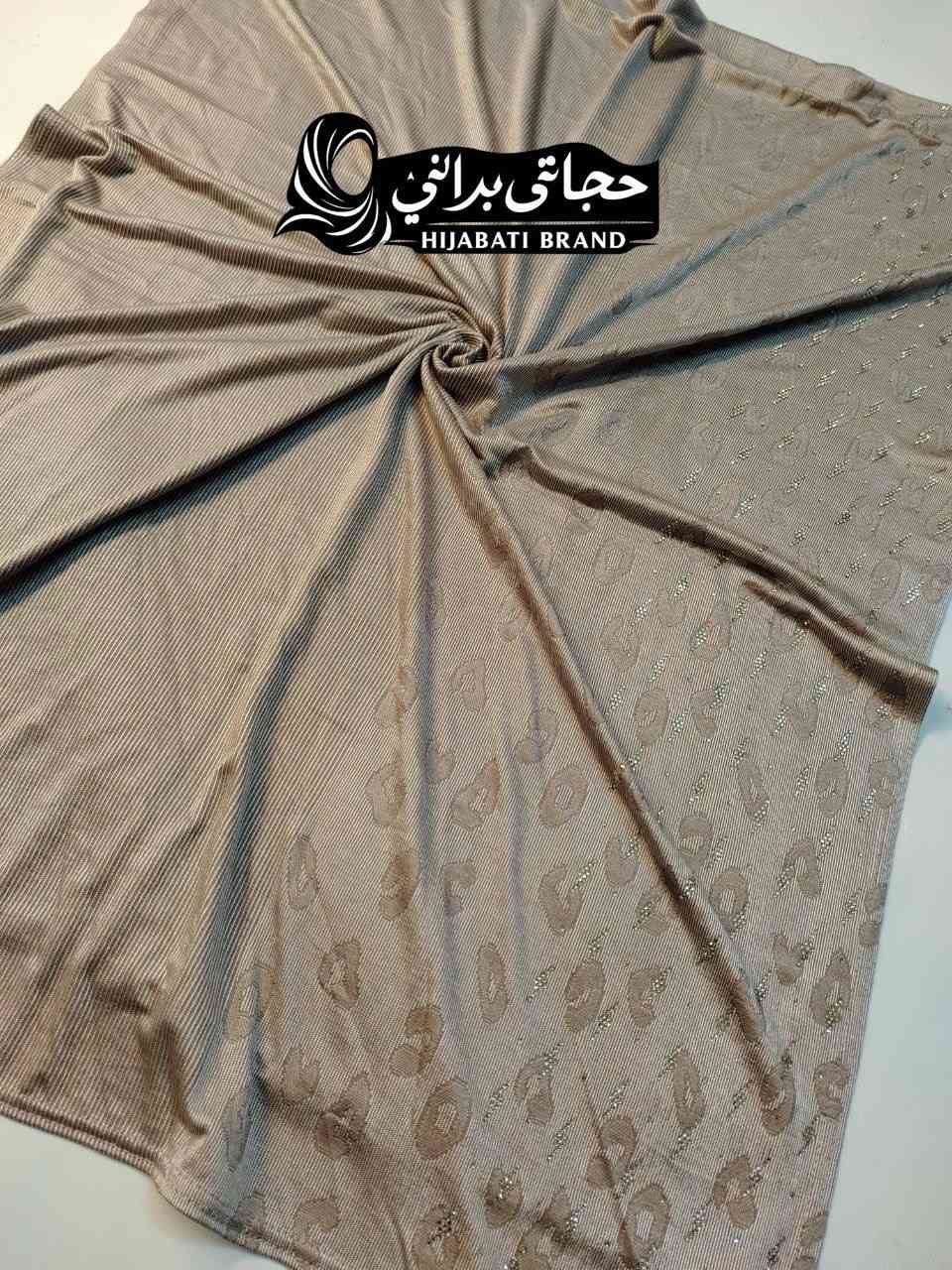 🔵شيلة كويتي خامة قطني ستراس لون بلون على الكصة اصلي شرط الفحص 

👌متوفر 10 نقشات مختلفة 

سعر الدرزن 🔥🔥🔥 

🚚توصيل جميع المحافضات 6 بغداد 5 

☎️واتساب فقط 
***********📞
