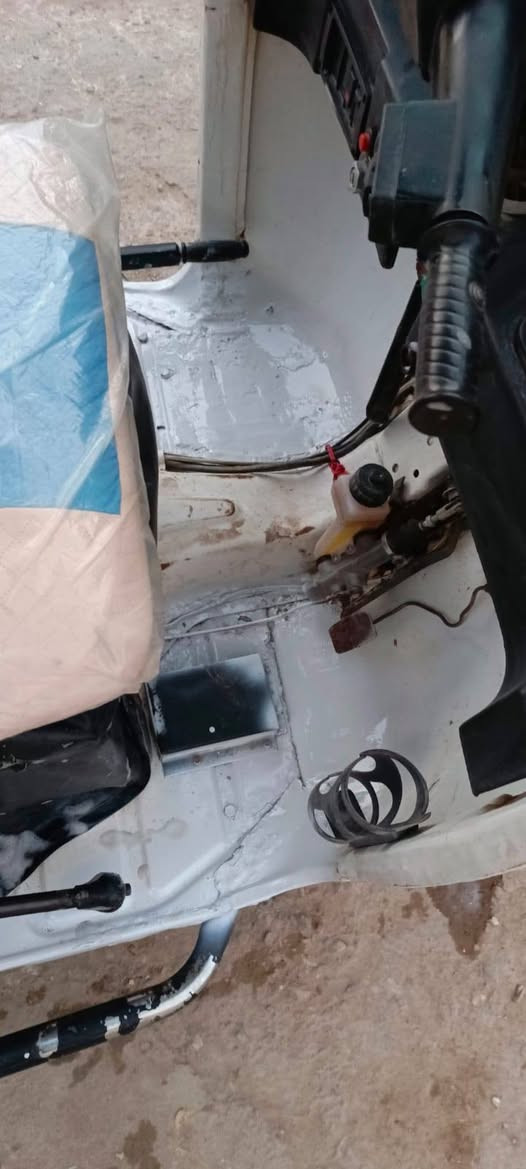 سلام عليكم تكتك لبيع موديل 18 رقم 
تريد وكاله تريد تحويل محرك مامفتوح  شرط مال 21
بس الدوس معمره ودوسه ماالرجل فقط لقوده والعربانه كفاله بس الدوس  لأحد كلي شبيه الصور جدامك  مكاني قلعه سكر.       ***********.     ارقام مشاهدهن بلبيت
  
سعر 3 800
