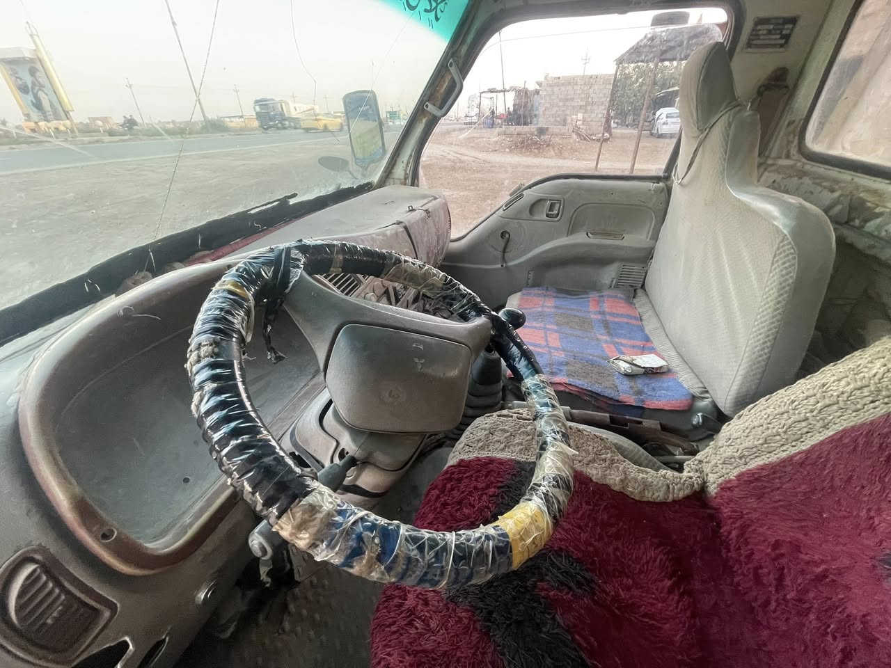 كنتر فتون للبيع مكينه استاركس مفتوح سياره شغاله وتمشي كامله سنويه باسمي صالحه29  السعر 50 وبيها مجال 
***********
