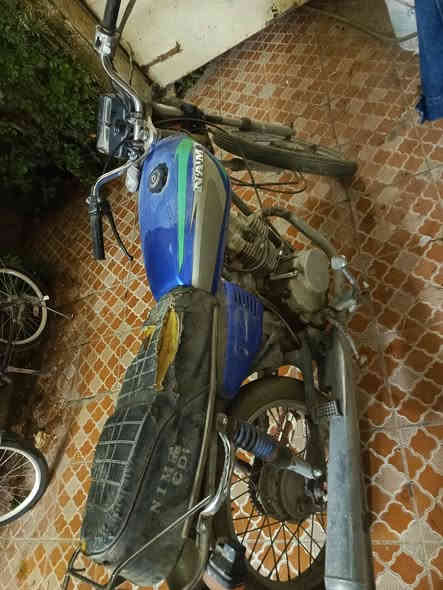 نامه ايراني اصلي ٢٠٢٣ اوراق أصولي الدراجه شغاله وتمشي مامفتوحه نهائيا انطيك ضمان بالمحرك
الدراجه عوزها نواقص كهربائيات وكشن وغسله 
مكانها ناصرية الشموخ 
الرقم اتصال مابيه واتساب ‏‪***********‬‏
