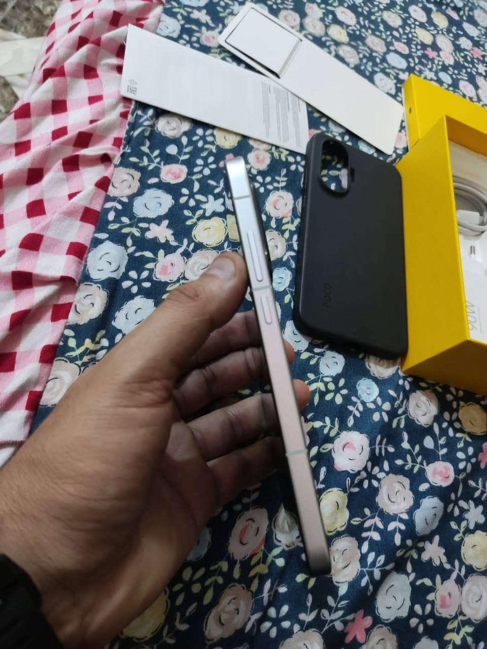 POCO F7
كامل مع جميع ملحقاتة والكارتون والشاحن 
معالج Snapdragon 8s gen 4
ذاكرة  528/12
جهاز نظافة 
100 بالمية 
بطارية 
100 بالمية
عدد الدورات 96 مرة
الجهاز ينطيك بكل الالعاب دلتا فورس ببجي وغيرهن 120 فريم 

السعر 
500 الف

ديالى بعقوبة 
سبب البيع اريد اخذ ستيم ديك


**إذا كنت صاحب هذا الإعلان وتريد حذفه لأي سبب، رجاءا أرسل رسالة إلى الدعم الفني**