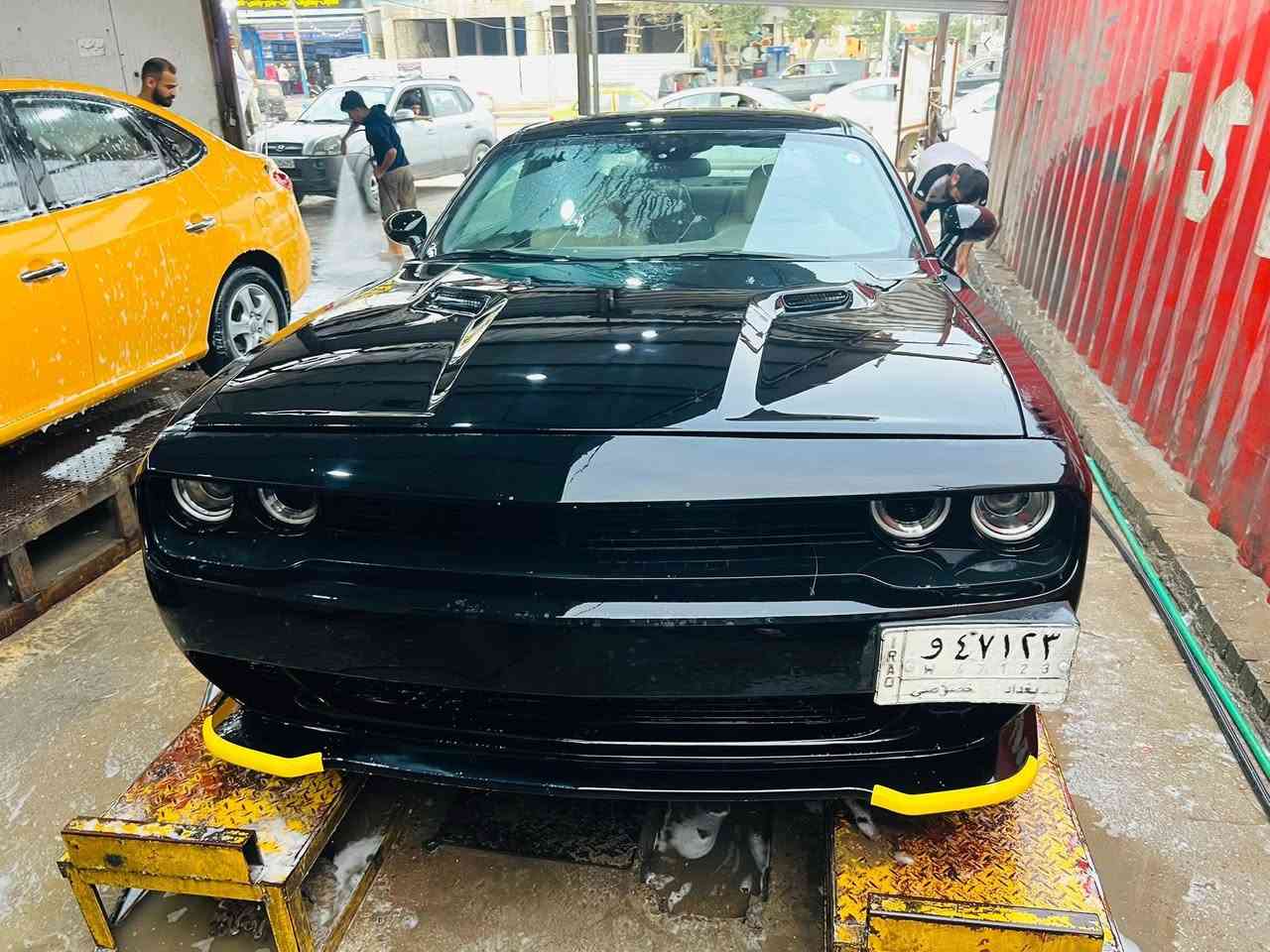 جالنجر موديل 2014 محدثة 2022 رقم بغداد سيارة حادثها جاملغ خلفي مال امريكا وهنا بالعراق جاملغ امامي جان بيها وشم وانشال السيارة مصبوغه حزام اثر شخوط من الوشم سيارة حلوة وخير من الله سعره113بيها مجال بسيط مكانها الدورة  ابو دشير *********** بيها هزة جديدة
