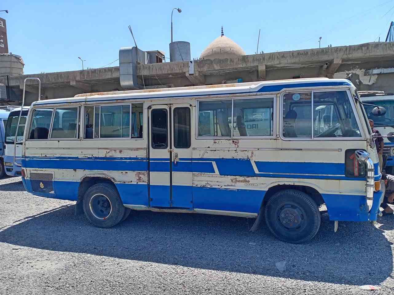 السلام عليكم كوستر 82 محرك بل شرط قانونيا بل شرط اني مكلف بل نشر هاذه رقم صاحبه ***********
