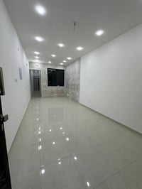 للايجار  شقق مودرن عدد 2 في السيديه ☑️ كل شقه تحتوي ع غرفتين نوم وصاله...