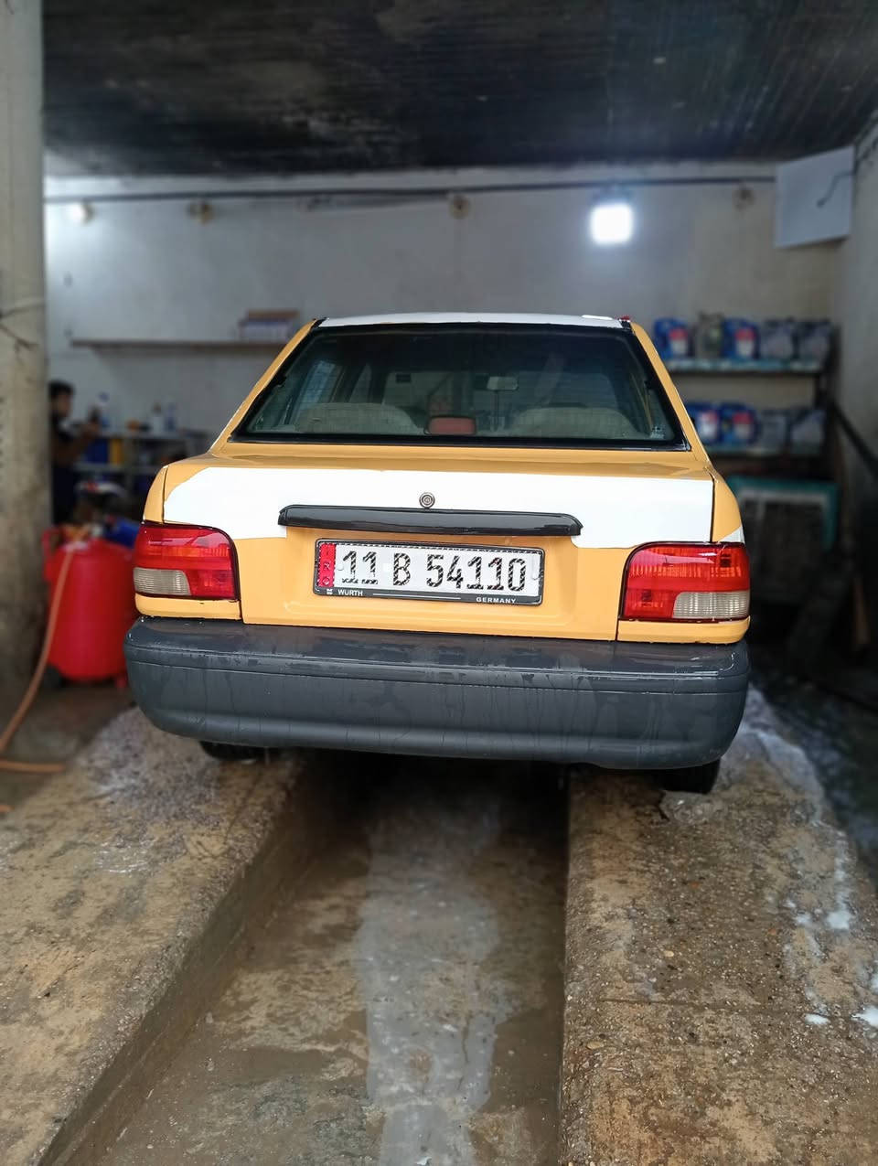 سلام عليكم سايبا للبيع موديل 12مصبوغه عام للجماليه اثر جراد مكينه وكير جدد وصدر امامي جديد السعر 25وبيه مجال وباقي التفاصيل اتصل ع الرقم ***********
