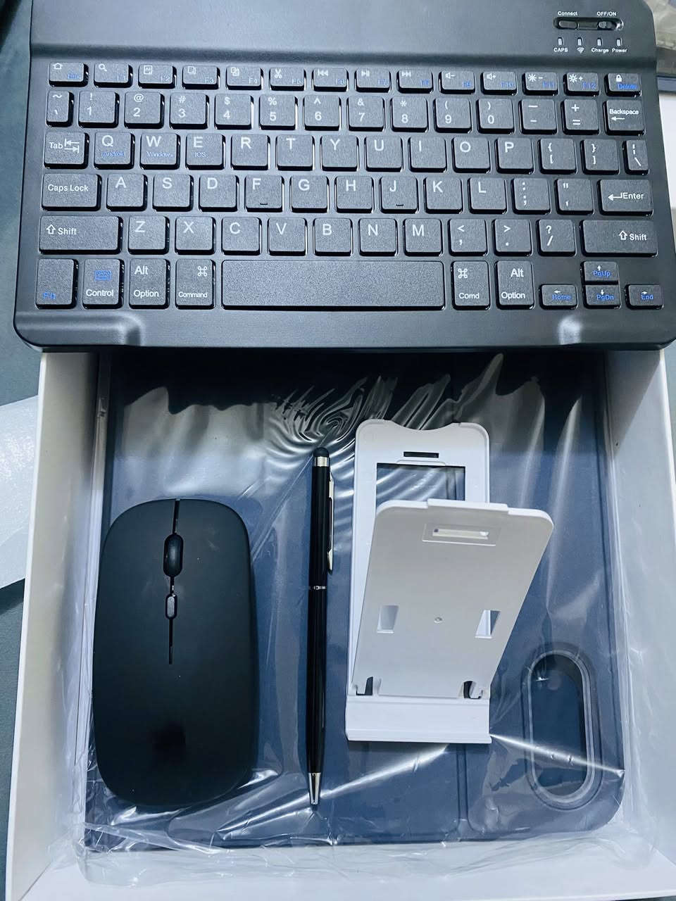 تاب Teclast T65 Max
نضام اندرويد

الذاكره 256

كاميرا بدقه 13 بكسل

حجم الشاشه 13.4

البطاريه 10000 مللي امبير

 120 فريم

السعر 250الف

***********
