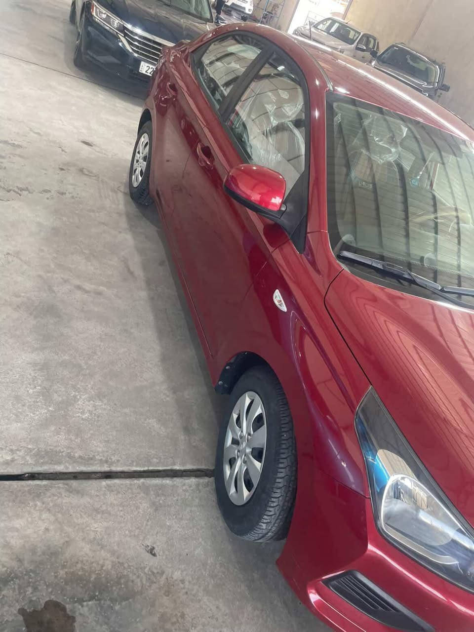 السلام عليكم اكسنت ريمه موديل ٢٠٢٢ ماشيه ٢٩ ألف سياره جديده وسبير ما نازل مابيها أي شي حادث ولا شي سياره تجي شوفها وعل خير إلي صير من نصيبه عارضها ١١٥ وبيها مجال بسيط ***********
