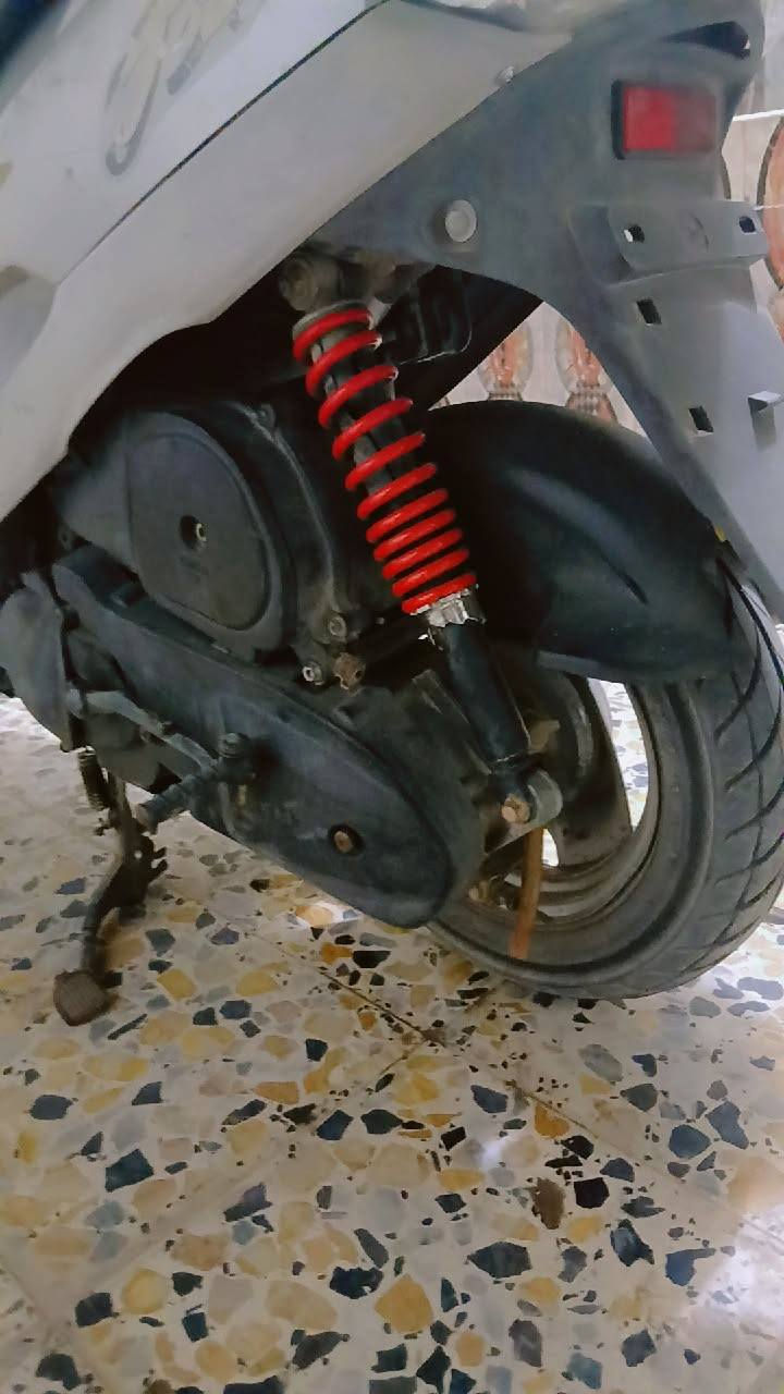 سلام عاليكم دراجه ماكس منغوالي البيع دراجه رنبه ما صرالي هواي من ماخذها مكينه ما مفتوحه صبانه ما محطوط عاليها دراجه كشي شغال بيها نكره سالف شاير كالوب كشي شغال بيها سعر 800 بيها مجال الطيبين الستفسار *********** مكاني البصره شط العراب جزيره ونه بالخدمه
