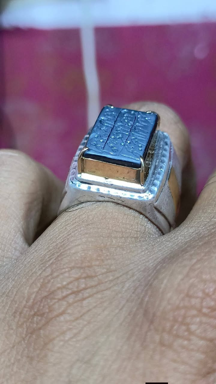 خاتم بحجر صين داير وجوانب ذهب ثقيل الخاتم الشراي يجي خاص


**إذا كنت صاحب هذا الإعلان وتريد حذفه لأي سبب، رجاءا أرسل رسالة إلى الدعم الفني**