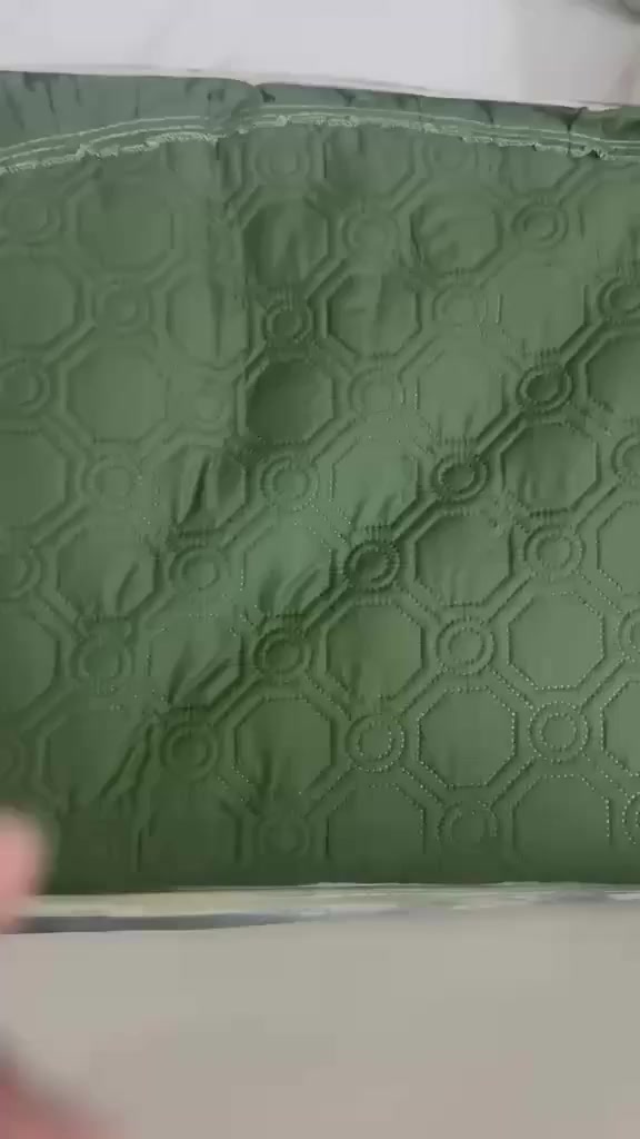 متوفر #فرشات نفرين باقي اخر قطع
للحجز والاستفسار مراسله الصفحه بيتكم ***********
