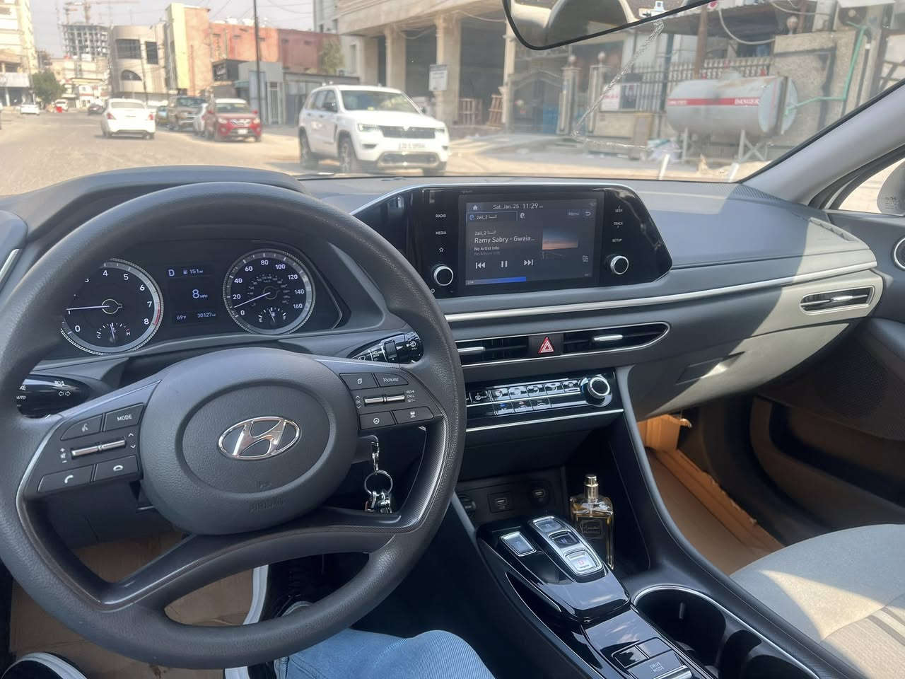 لسلام عليكم 
‏سوناتا ابيض مراوس وبيع 
مديل  2022
ماشيه 30 الف 
السعر 195$ محال بصيط 
امريكي دخول جديد اربيل بسم شركه 
كفاله من الدعميه الدعميه عدة 4 صابع بارد راجع بل جهاز ديبي ار   
المحرك 2500 كارتون 
مواصفات :
رادارات امامية وخلفية وجانبية 
نقطة عمياء 
قيادة ذاتية 
دخول ذكي
كروس مثبت سرعة 
شاشة كبيرة 
هند بريك كهربائي 
اشاير بلمري 
كامرة دواره
4 انضمة قيادة 
اوتو هولد  
العنون البصرة دور الضباط 
الاستفسار ***********
الوات ساب ***********
