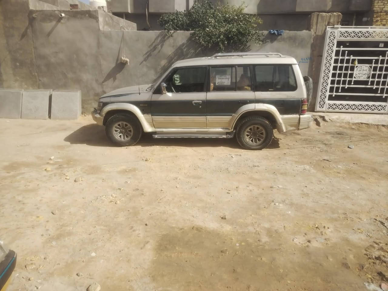 يالله سلام عليكم شباب مكلف بنشر اتصل على صاحب ارقم باجيرو موديل 1993 رقم بابل الماني  تحويل مباشر مكينه وكير كاز كير عادي انضاف حداديه نضيفه تخم تاير نضيف كهربائيات شغاله سياره حلوه ومرتبة ترايك وين ميعجبك اسعر 22 وبيه مجال بصيط مكان نجف شارع المطار  ***********
