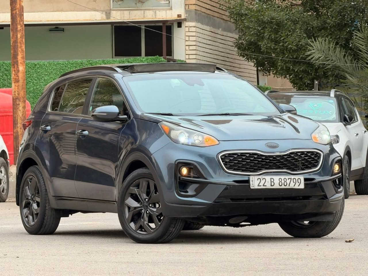 للبيع سبورتاج موديل2021 امريكي 
فول فول موصفات عدا البصمه حادثهة كلش خفيف داخل الصور
رقم شمالي بأسمي السعر 170 ورقة 
عنوان السيار 🚙🚘 بغداد 
الاستفسار *********** واتساب+اتصل
