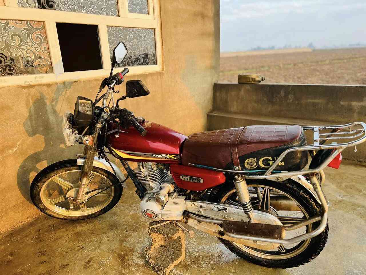 السلام عليكم اخواني  ماطور.  شرط النضافة  جني موديل   (١٨)١للطلب والاستفسار الاتصال ع الرقم ***********
