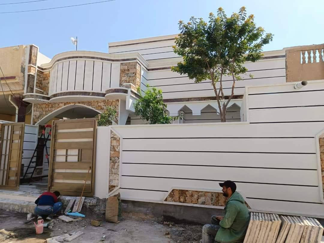 السلام عليكم اني صباغ وجهيات داخل وخارج وشبابيك سحبات فوم نواع صبغ نشتغل سعار مناسبه  ***********
