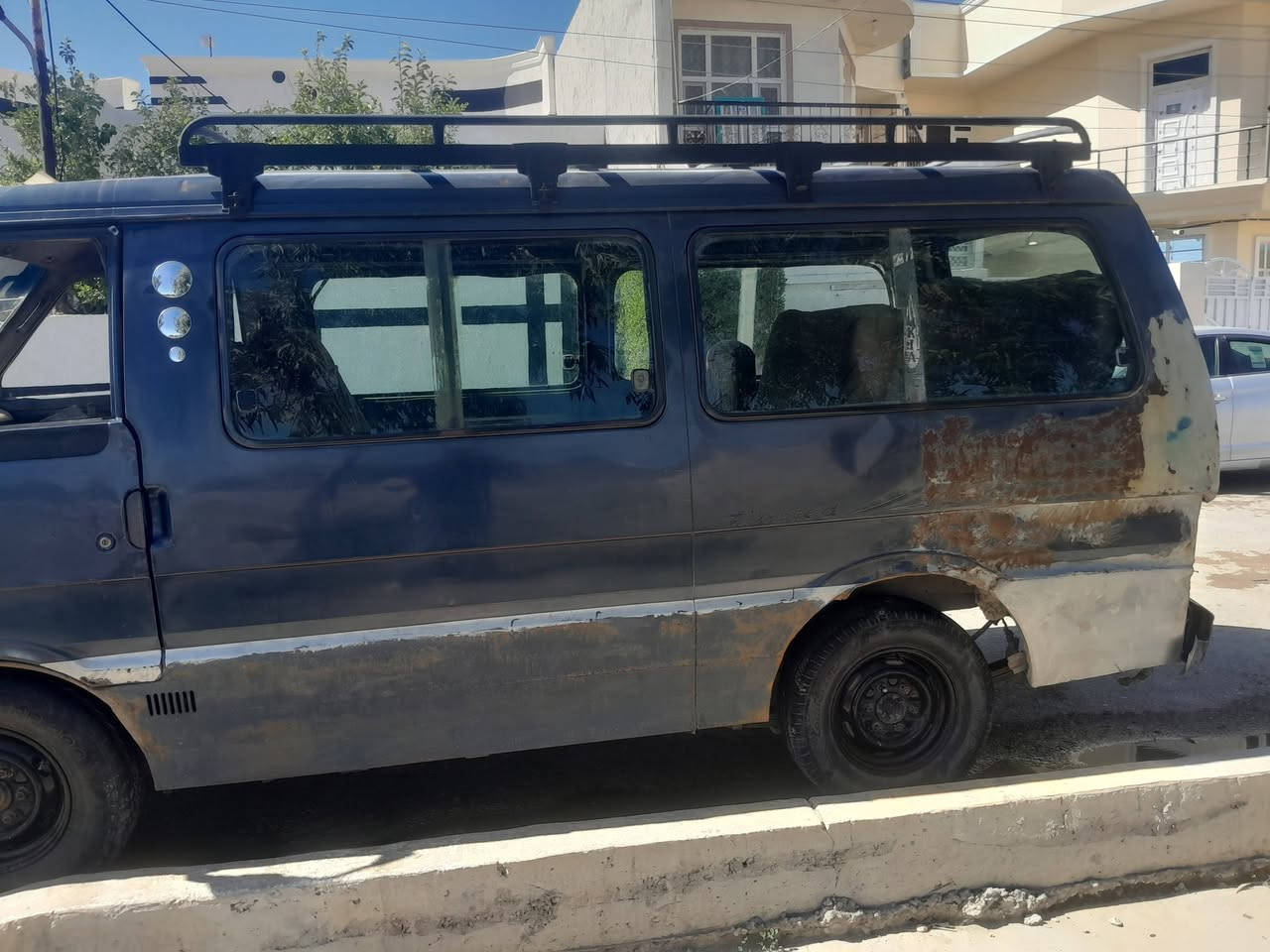 السلام عليكم كيا بستا موديل 1994
جاهزة على اخر حبه خير من الله كير مكينه فول داخل شوفت عينك والكشر مرتب مصفرة هيئة وغرامات خط وبحث جاهزات عنوان ديالى تقاطع الساده السعر 24$ شرط التحويل سنوية ساقطه صارلهه شهرين 
رقم الهاتف ***********
