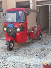 تكتك موديل 2018مرقم بغداد  كهربائيات شغالة07737026640