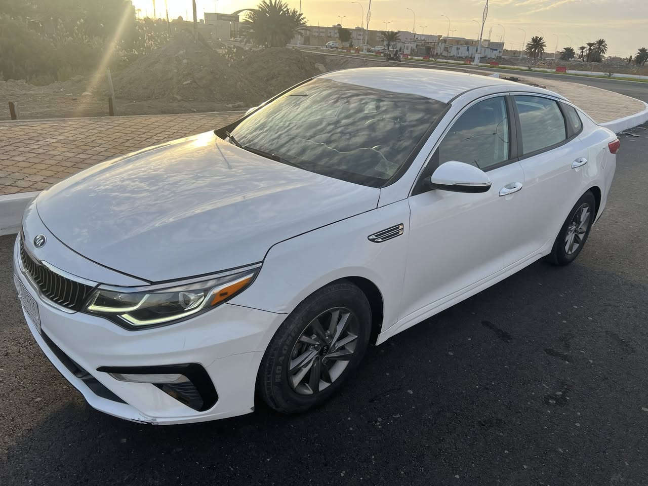 كيا اوبتما 2020 
وارد امريكي رقم ذي قار بأسمي 
حادثها جاملغ ايمن وطرف البنيد 
مواصفات Fe 
شاشه كبيره 
حساسات خلفي 
كشنات جلد شغل الامارات 
سياره جديده ماشيه 57000mil
سعرها 153 وبيها مجال بسيط 
مكاني الناصريه /حي اور 
اتصال او واتساب 
***********
