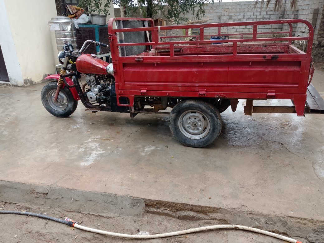 السلام عليكم اخواني هاي ستوته دايوان موديل 14 نضيفه كهربائيات شغاله مثل متشوفون بل صوره قضاء لخالص لسعر 650بيه مجال ‏‪***********‬‏/. ***********
