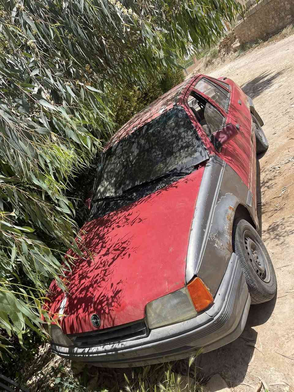 للبيع كاديت حمره 
***********
