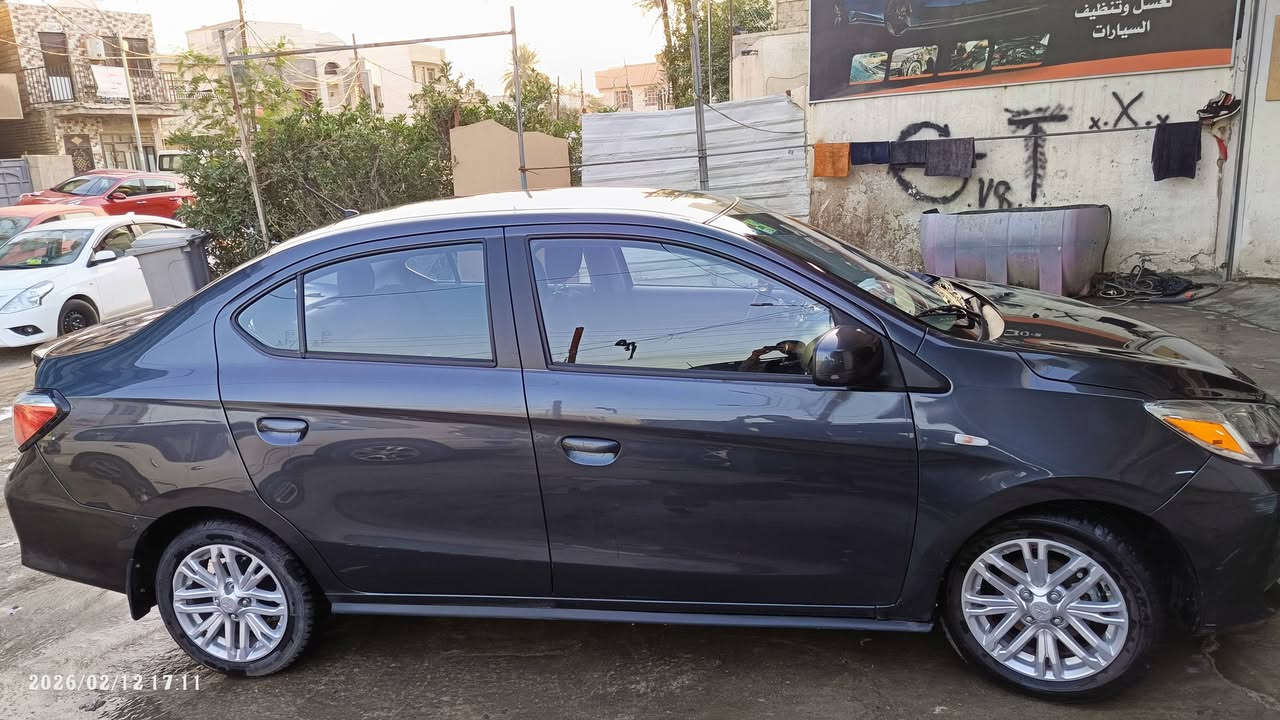 السلام عليكم
ميتسوبيشي ميراج G4 للبيع الغرض من البيع محتاج فلوس 
موديل 2024 بلاتيني فوللل ماشيه 27 الف ميل بدون ايرباك
مواصفات:
محرك 1200
بدون صبغ السياره مكفوله ما عدا الحادث الي بامريكا حادث بسيط معدل على البارد  مذكور في الصور رقم بغداد هزه جديده باسمي تحويل مباشر 
بيها شاشه وكاميرا وكار بلاي  بيها  وضعيات قيادة ايكو وسبورت تحكمات ستيرن مري كهرباء  ويل كب مانع انزلاق
مثبت سرعة رادار توقف ذاتي بك لايت لد
مكان السيارة بغداد سبع ابكار
***********
السعر 103 وبيها مجال بسيط
