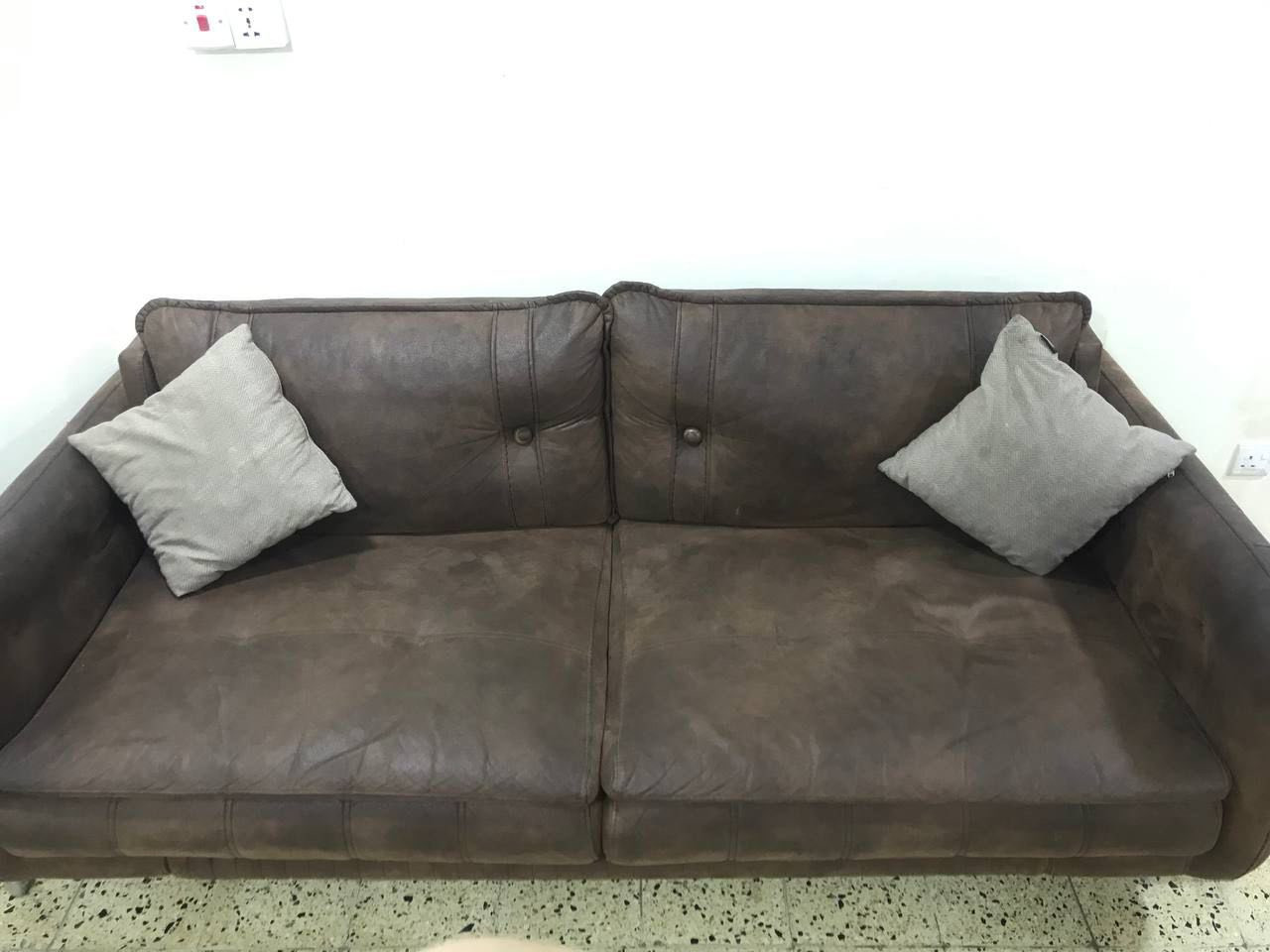 تخم ثقيل مابي ضرر للبيع سعر مناسب 
التفاصيل كلها على هاذا الرقم ***********
