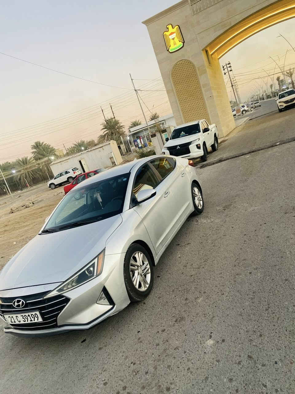 للبيع النترا 2019 امريكي لون سلفر سعرها 125 السيارة جديده بمعنى الكلمة ماشيه 70 الف حقيقي ضررها جنطه مبدله ونص جاملغ الخلفي بدون دواخل شرط والباقي مكفول بجم كبس محرك كير صدر تايرات كله جديد السيارة بعدها على وضع الشركة محرك 2000 كير شرط السعر 125 مكان السيارة صلاح الدين تكريت 
للاستفسار ‭0783 898 0418‬
***********
