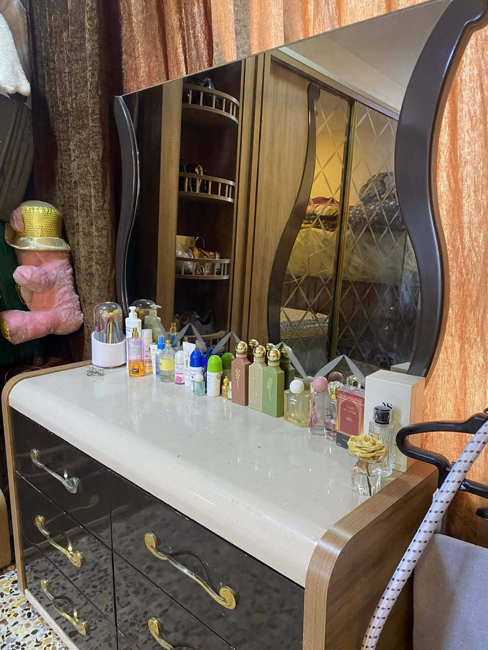 عنوان بغداد حي عامل
غرفه 9قطع سعر900وبيه مجال


**إذا كنت صاحب هذا الإعلان وتريد حذفه لأي سبب، رجاءا أرسل رسالة إلى الدعم الفني**