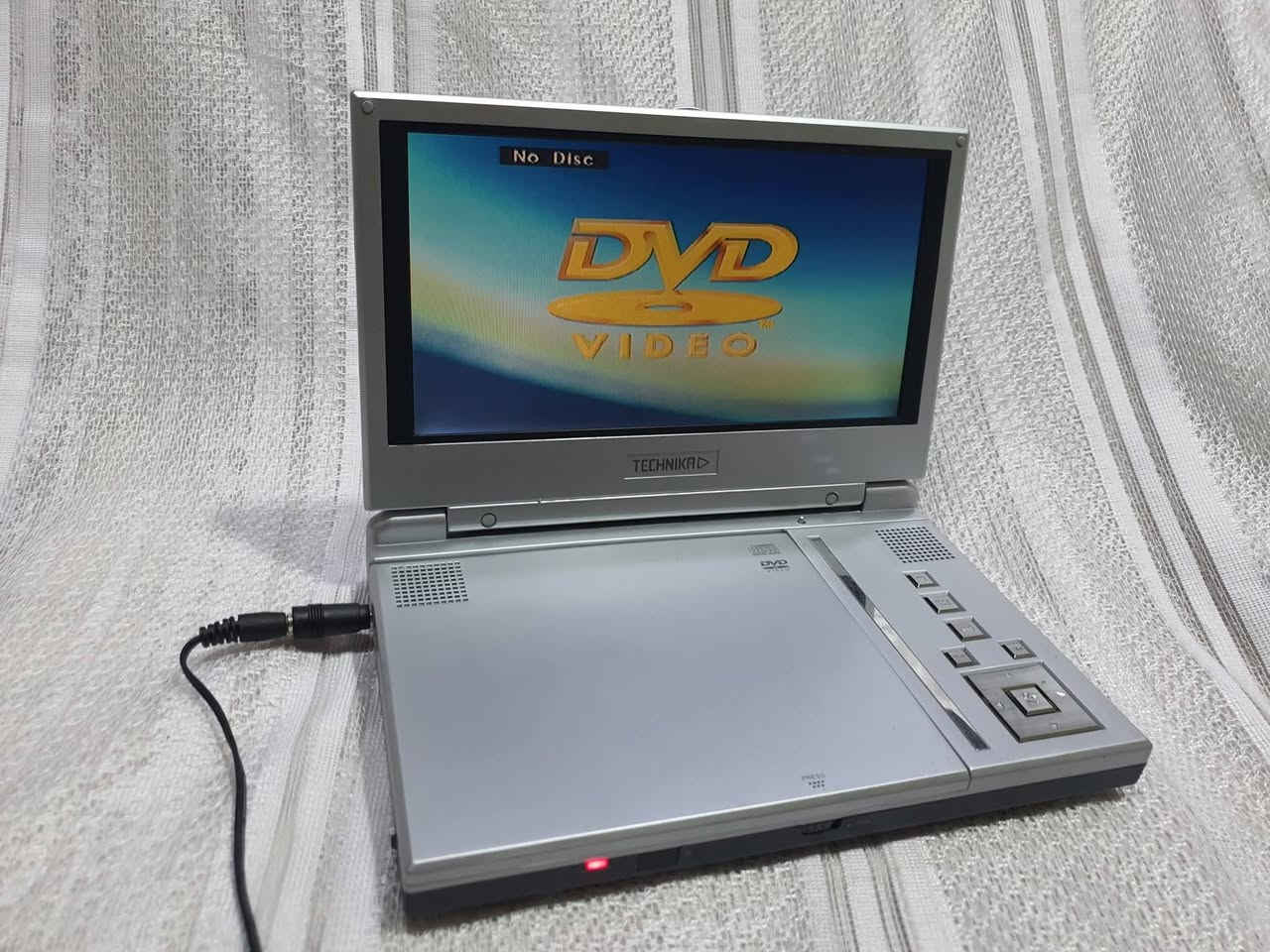 ديفيدي جديد جدا السعر 50 الف


**إذا كنت صاحب هذا الإعلان وتريد حذفه لأي سبب، رجاءا أرسل رسالة إلى الدعم الفني**