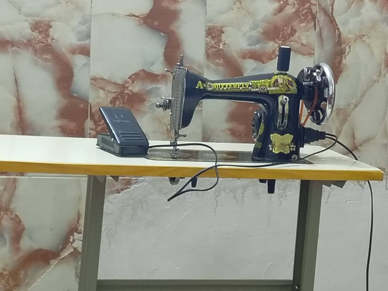 ماكينه خياط هي وميزه للبيع السعر 100 العنوان الشعب التجار


**إذا كنت صاحب هذا الإعلان وتريد حذفه لأي سبب، رجاءا أرسل رسالة إلى الدعم الفني**