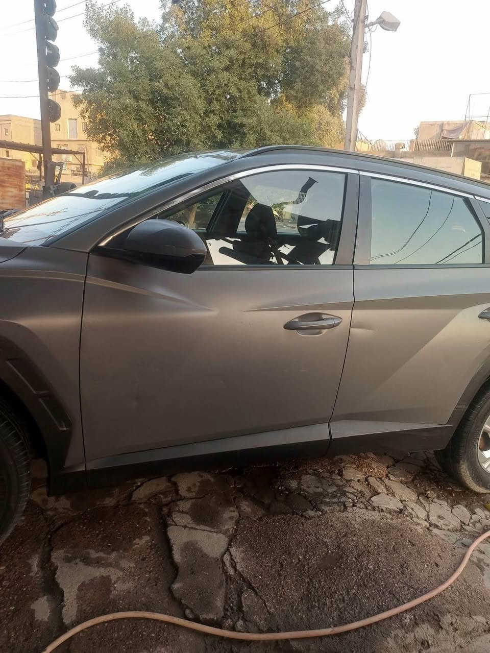 السلام عليكم 
مكلف ب النشر 
توسان 2024 
وارد امريكي 
بيها نواقص السياره 
شاشه 
كامره 
تحكم استيرن 
ويل كب 
حادثها 3 قطع جهه السايق 
مرقمه بغداد
السعر 155 ورقه 
للاستفسار ‭0770 279 8785‬
بغداد الحريه بغداد, العراق
