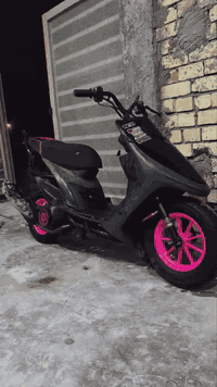 سلام عليكم دراجه للبيع سعر خاص متواجد خاص ***********
