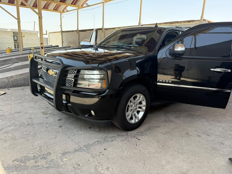 تاهو 2011  LTZ  رقم بغداد مميز
ماشيه 160مايل 

مواصفات خاصه

سلايت

جنطه كهرباء

غرفه جلد 

دشبول صاج 

مسجل بلادي 

كامره بلاديه 

سماعات بويس بلاديات عدد 10

ايربكات عدد١٠ بلاديات

مري كهرباء ضوئيات 

اشارة ترحيب

سكليتر وبريك كهرباء تحكم 

كشنات 4 كهرباء وتدفئه تبريد 

تشغيل عن بعد 

سمعات اتصال 

كشنات منفصل 

حساسات خلفيه

جرس انذار 

منضومة تبريد بلاديه 3 قطع

خزن كشنات ميموري 

تحكم مري 

مكينه كير بلاديات

حداديه جديده

تخم تاير 

منضومة بانزين وكالة جي ام

وياله مال LT 2020

لايتات زنون 

كهربائياته كله على وضع الشركه

السياره كفاله من الحادث فقط سرقه 3 قطع بنيد وجاملغ وجنطه مبدلات مصبوغات 

*********** للاستفسار 

العنوان بغداد الكرخ
