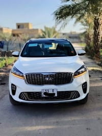 سورنتو ٢٠٢٠ • ٦ سلندر • ٧ راكب