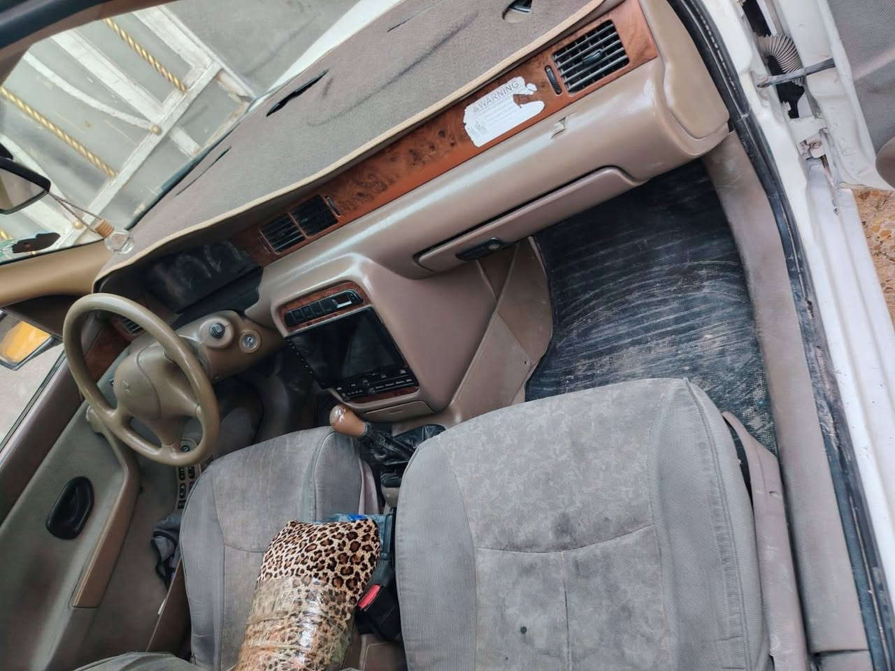 سمند 2011 السعر 30 العنوان البصره الرقم *********** البصرة, العراق
