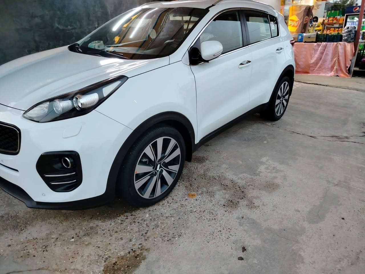 سبورتج 17مكفوله جديده مال بيت
ماشيه 75 مكفوله كفاله عامه حته الدعاميات سبير منازل
مكان بغداد ابو غريب حي المهندس
رقم الهاتف ***********
***********
السعر 184وبيها مجال
