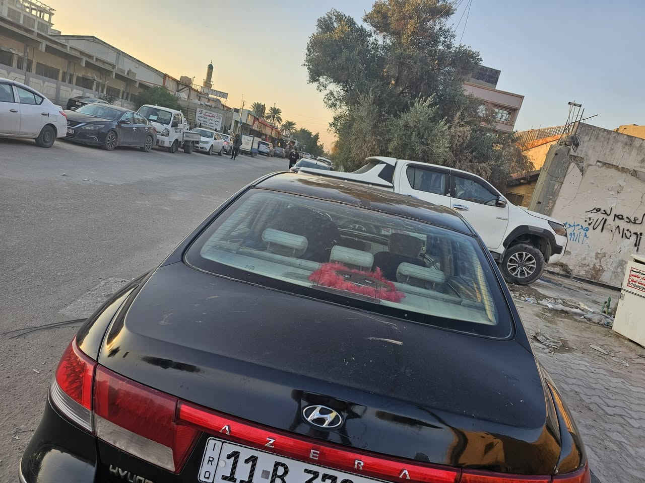 ازيرا 2007 سياره حلوة كشر يرادله فقط بوليش قماره يرادلها تعمير مكينه تبخر بدون تنقيص رقم بغداد بسمي كليزي مكاني بغداد كير سليم حلوة مشيها حلو شلعه تخبل لايت عالي ناصي كهربائيات كامله تبريد بس تخليله غاز بيدي فتحته ترهم مراوس حسب قناعه هاتف ***********6
