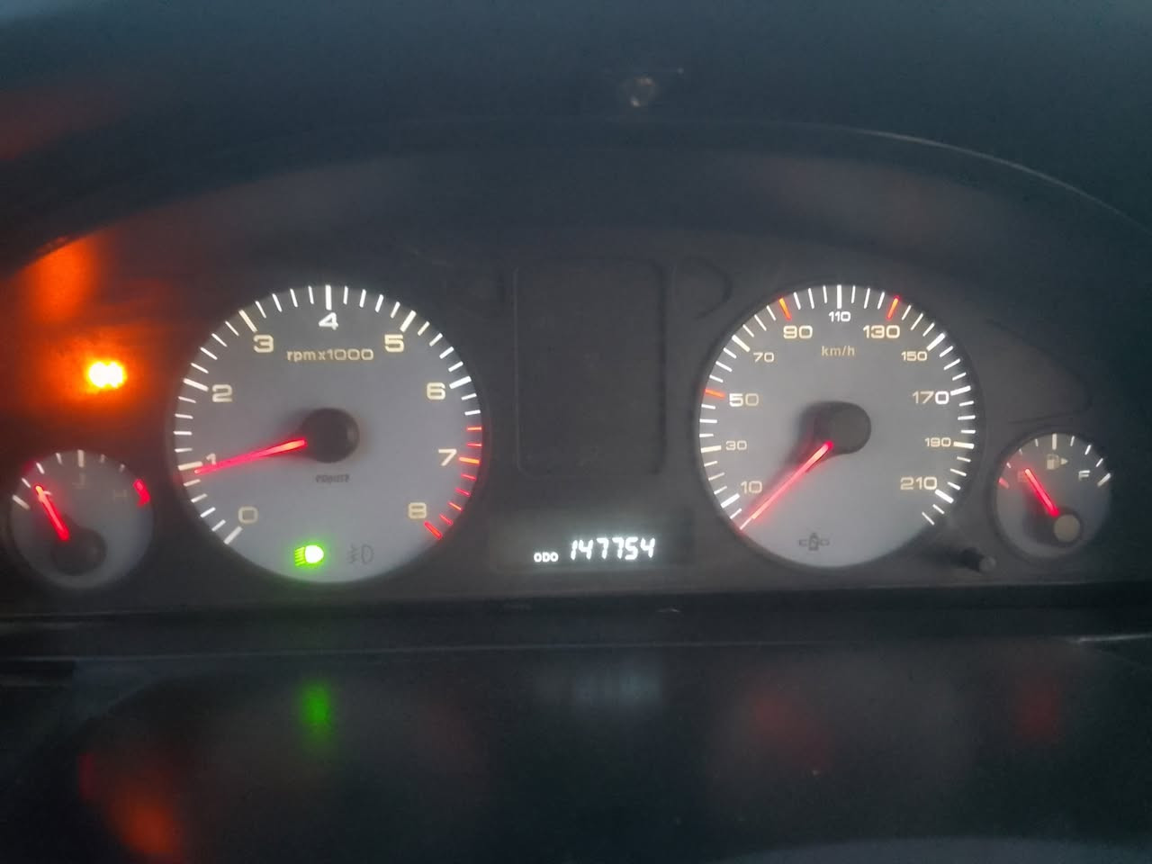 بارص موديل 15كير محرك تبريد صدر  كهربايات كلها على وظع الشركه  لا ظربه ولا صبغ مكاني بغداد الطالبيه  لاستفسار ***********
