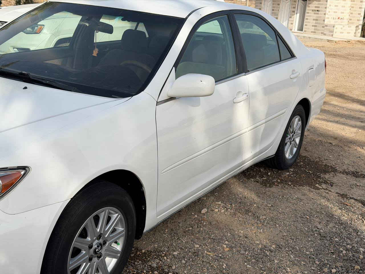 سلام عليكم ورحمة الله وبركاته
كامري 2005
حداديه وره وكدام
جديد تبريد مكينه
كير خير من الله
مابيها نقص
سياره جديده مكاني الديوانيه سعر 90وبيها مجال ***********
