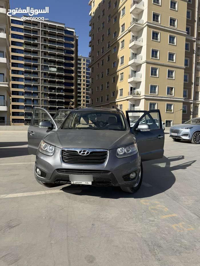 سنتافيا 2012 للبيع مكينه 6 سلندر مامفتوحه
السياره بحاله جيده
ثلاجه
شاشه ايباد اصلية 
كامره خلفية 
حساس خلفي
لايت عالي زنون اصلي بروجكتر زنون
7 راكب
3 قطع تبريد
اطارات امامي خلفي جديد
5 ويل كب
مكانها الحلة
سياره جاهزه من كلشي
رقم بغداد 
السعر 145$
***********
***********‏
