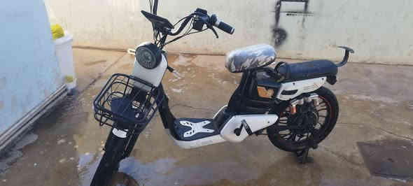 باسكل شحن حجم 22 تاير عريض
باسكل يطلع هاي علامة بشاشة مايشتغل بطاريات عمرهن طويل
ابيع طين تراب بسعر 100 لا تعاملني رجاء شراي يتصل ***********
