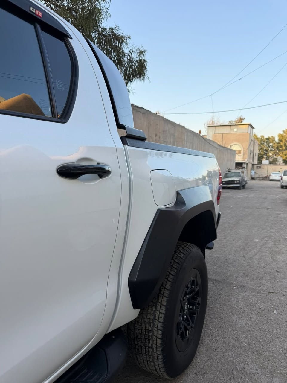 سلام عليكم للبيع جي ار2024
ساز 
ماشي 35
رقم شمالي اربيل
مكفولة عدا تعديل PDRبذيل مال بدي
سعرها 415
مكاني بغداد 
***********
