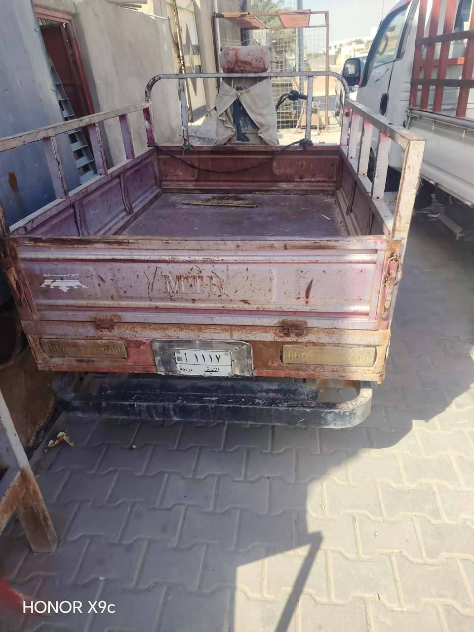 سلام عليكم شباب ستوته البيع المكان نجف قضاء الجريويه و هذه رقم راعيه 
***********
