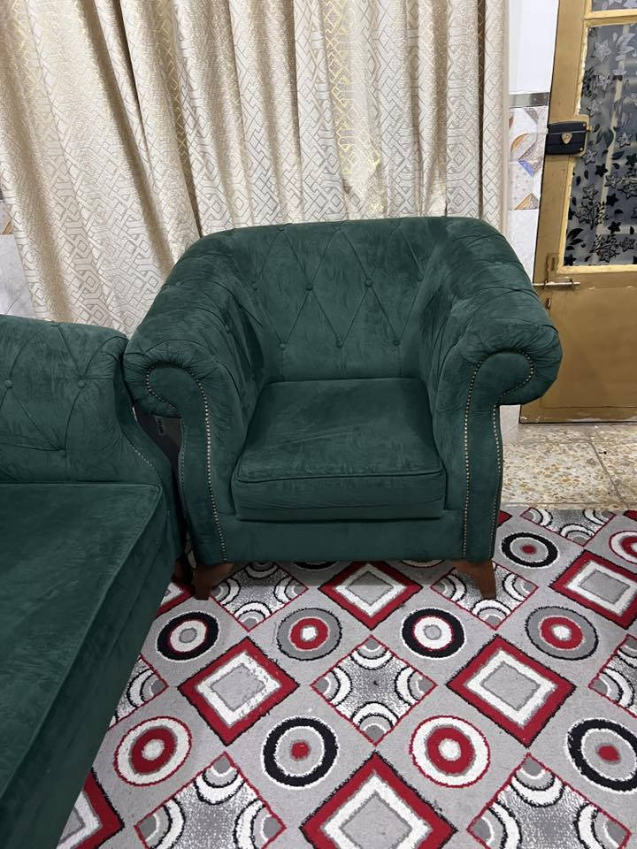 السلام عليكم من رخصة الادمن تخم قنفات  11 نفر  5 قطع جداً نظيف والله شاهد سويناه  بمليون و 350 الف بيش يفيدكم بس بدون متكسرون بي مكاني كربلاء حي الوفاء 
***********
