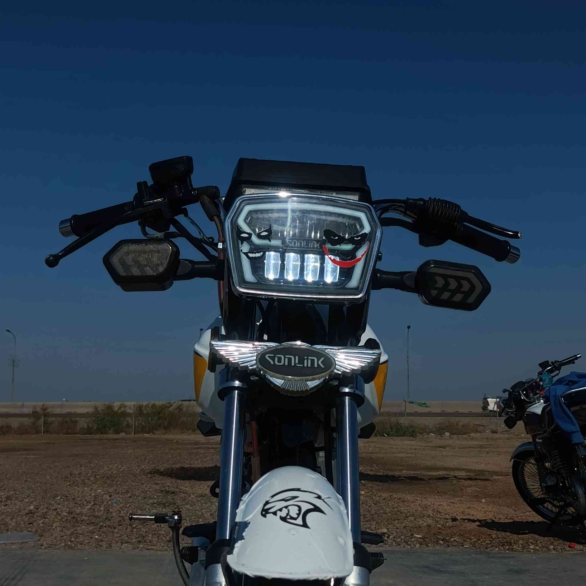 سلام عليكم
تايكر موديل 2024 محدث 25 اوراق  مكاني بابل مشروع المسيب ألسعر 660 وبيها مجال***********
