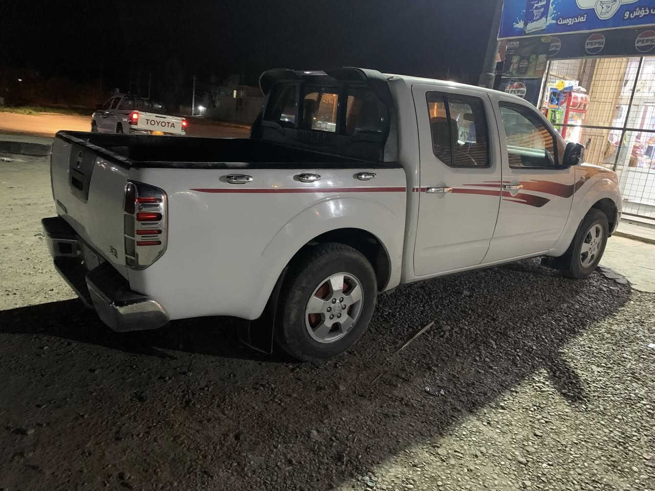 السلام عليكم ✨
للبيع

  نيسان نيفاره شرط التحويل رقم مميز

موديل 2008

مكينه بلاد مكفوله كير بلاد مكفول 

تخم تاير نص عمر تبريد ثلج ❄️ تدفئه 

صدر امامي خلفي مكفول 

كامله مكمله السياره بيها فقط صبغ بدون ضرر 

(سونارها -مرفق بالمنشور )

السعر (82$)بيها مجال حك الجيه

***********
مكانها ديالى جلولاء
