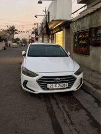 أفانتي ٢٠١٧  وارد خليجي فول مواصفات عدا فتحه  سياره قطعتين صبغ رش فقط ...